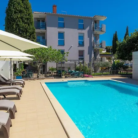 Astinian Apartments Jadranka