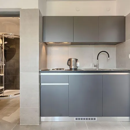 Astinian Jadranka Apartmán *